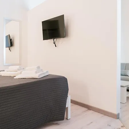 Konukevi Fg Vacanze Alghero